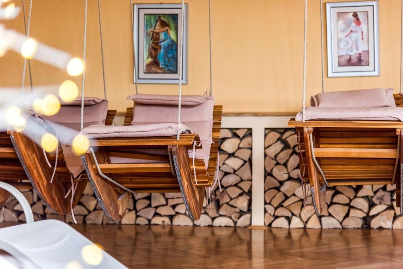 Terme Banovci - Hotel Zeleni Gaj Veržej Eksteriør billede