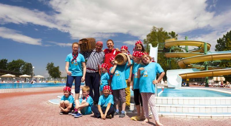 Terme Banovci - Hotel Zeleni Gaj Veržej Eksteriør billede
